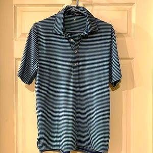 Like new men’s Ralph Polo golf shirt.